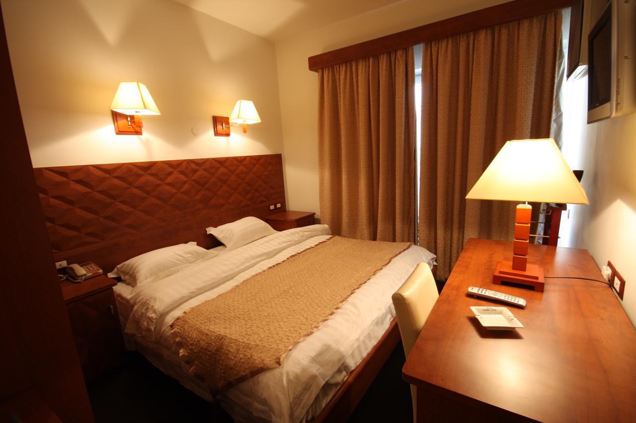 Plasma Hotel ตริโปลี ภายนอก รูปภาพ